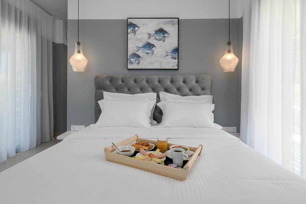 Diamond Dream Villa กามิลารี ภายนอก รูปภาพ