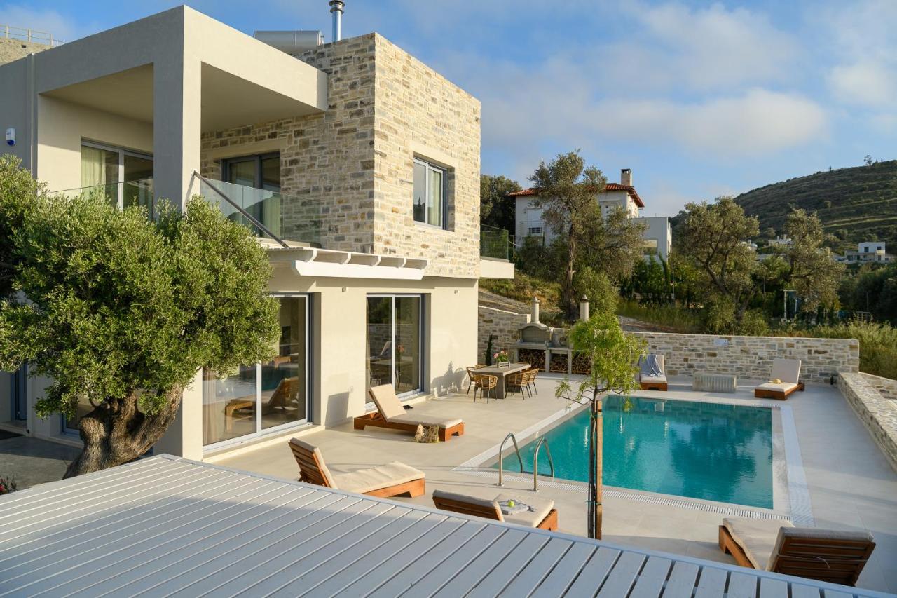 Diamond Dream Villa กามิลารี ภายนอก รูปภาพ