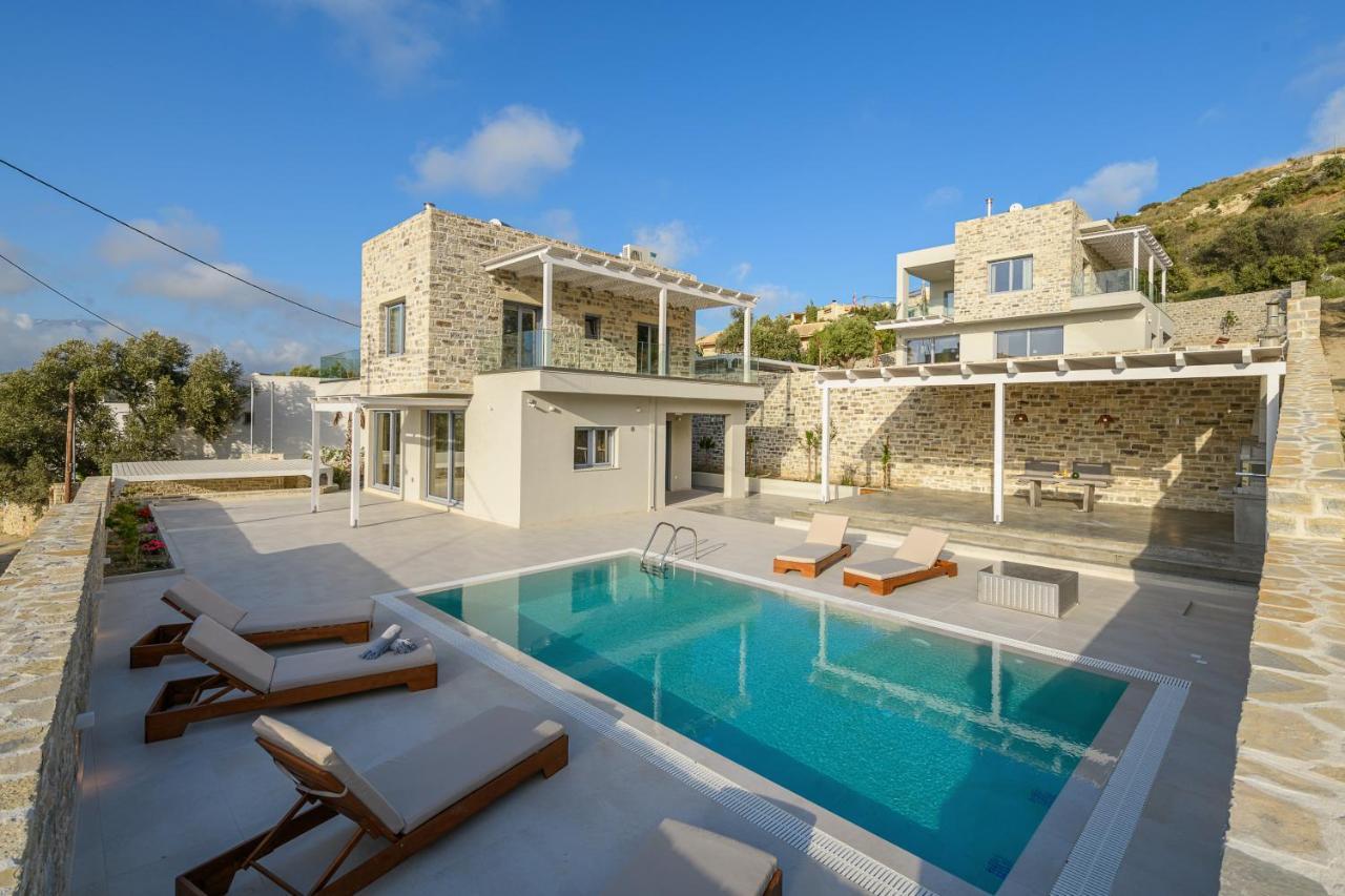 Diamond Dream Villa กามิลารี ภายนอก รูปภาพ