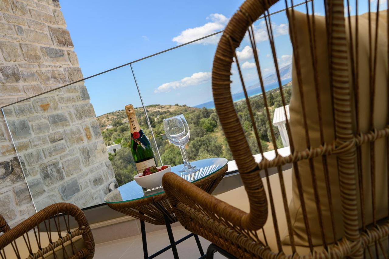 Diamond Dream Villa กามิลารี ภายนอก รูปภาพ