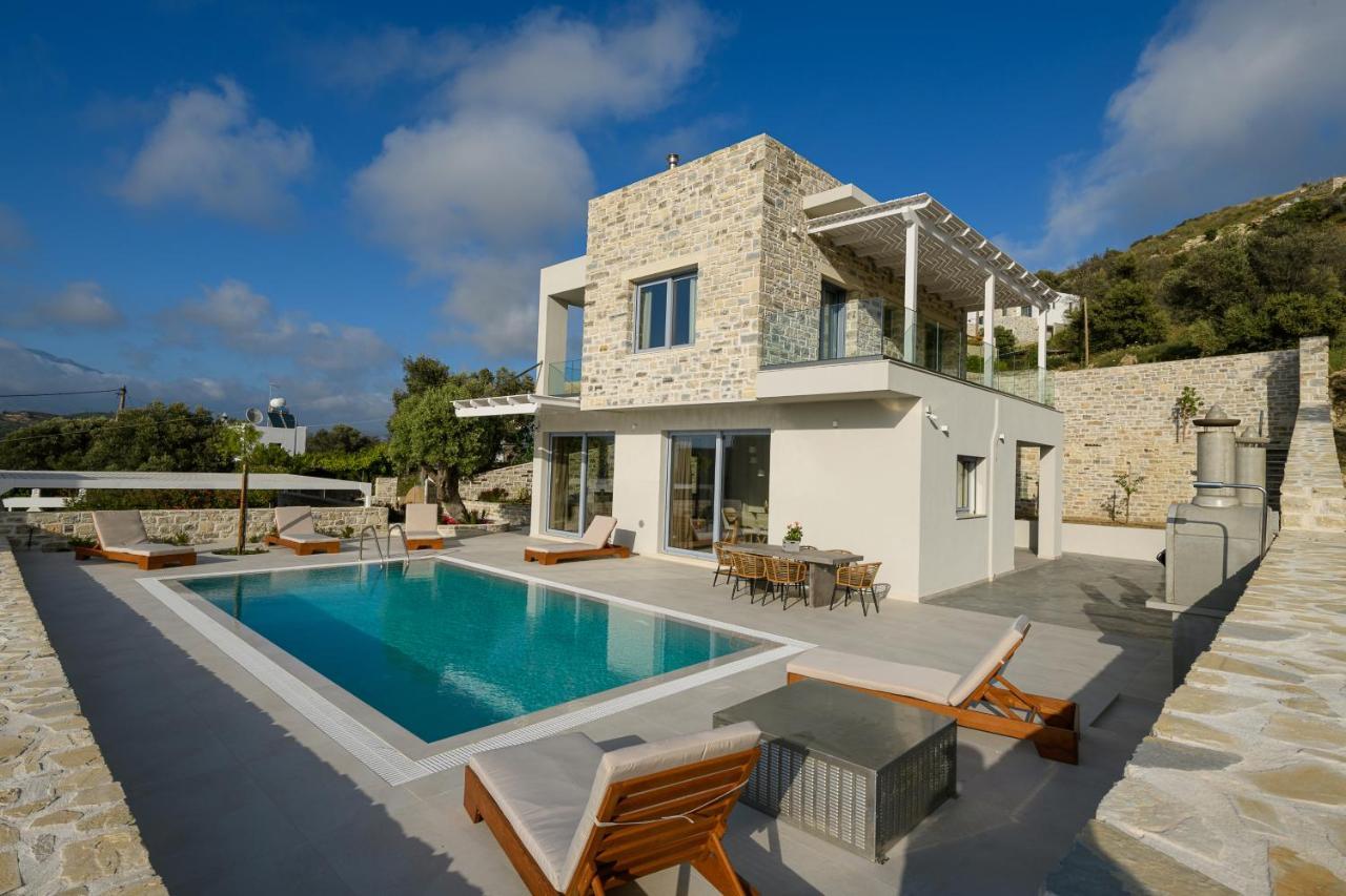 Diamond Dream Villa กามิลารี ภายนอก รูปภาพ