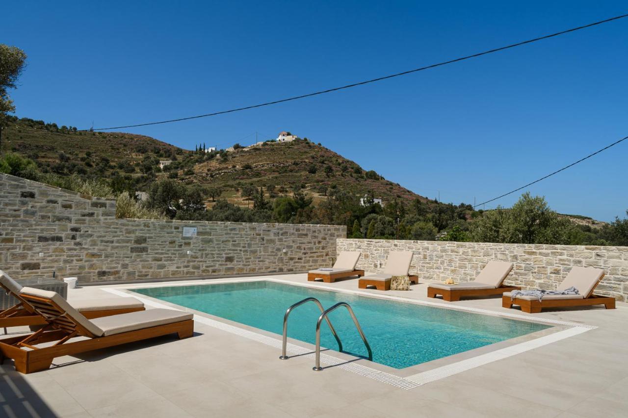 Diamond Dream Villa กามิลารี ภายนอก รูปภาพ