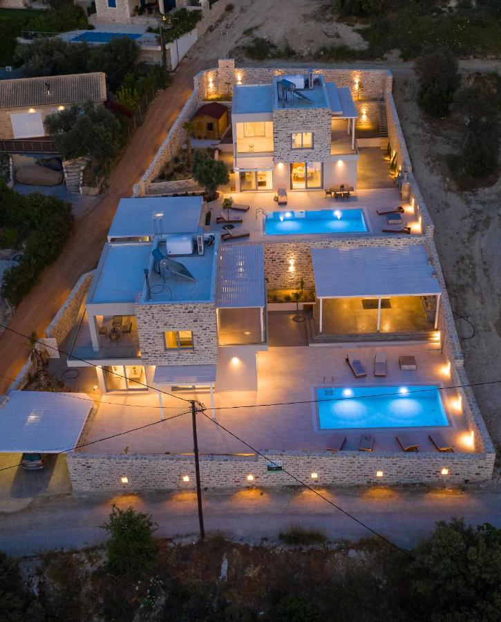 Diamond Dream Villa กามิลารี ภายนอก รูปภาพ